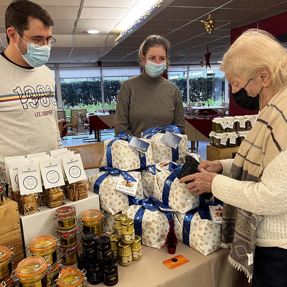 Les Jardins D&583.jpg039;Arcadie Article 2Directeur+marché De Noël 2021 583